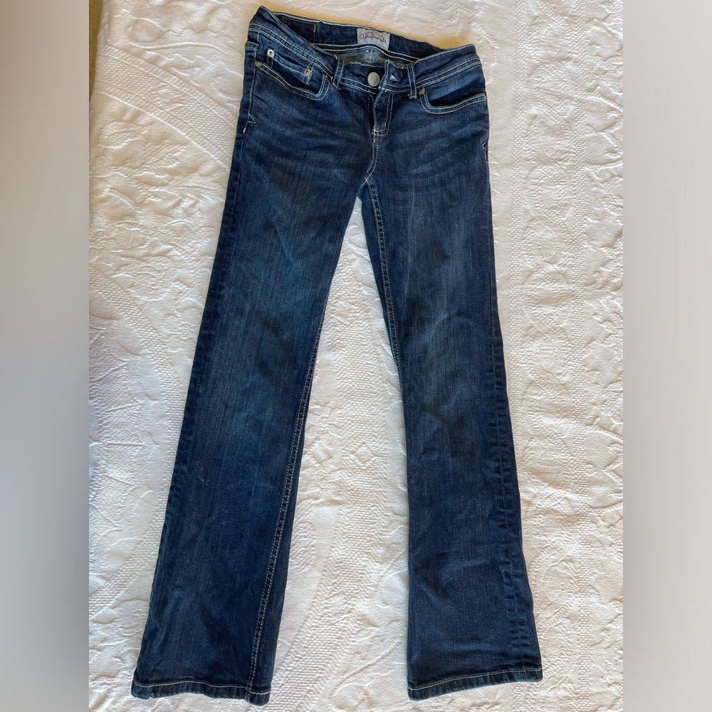 Aeropostale Chelsea bootcut jeans. 00 short.